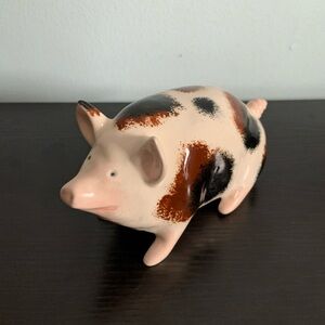 Darling Wemyss Ware Pig / Griselda Hill Pottery